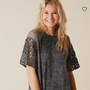 Buckle brand! Gilded intent lace trim shirt